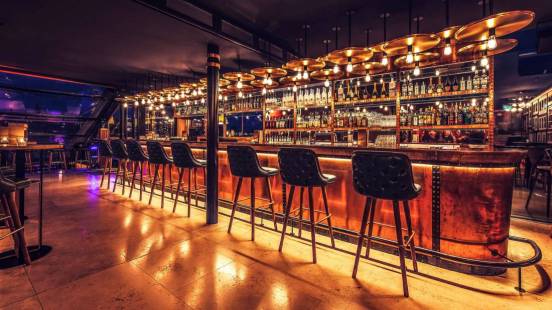 1213_12_15-penthouse93