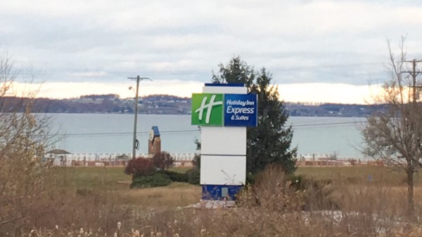 523c32d3-89eb-4a40-a7a5-a072f7e48107